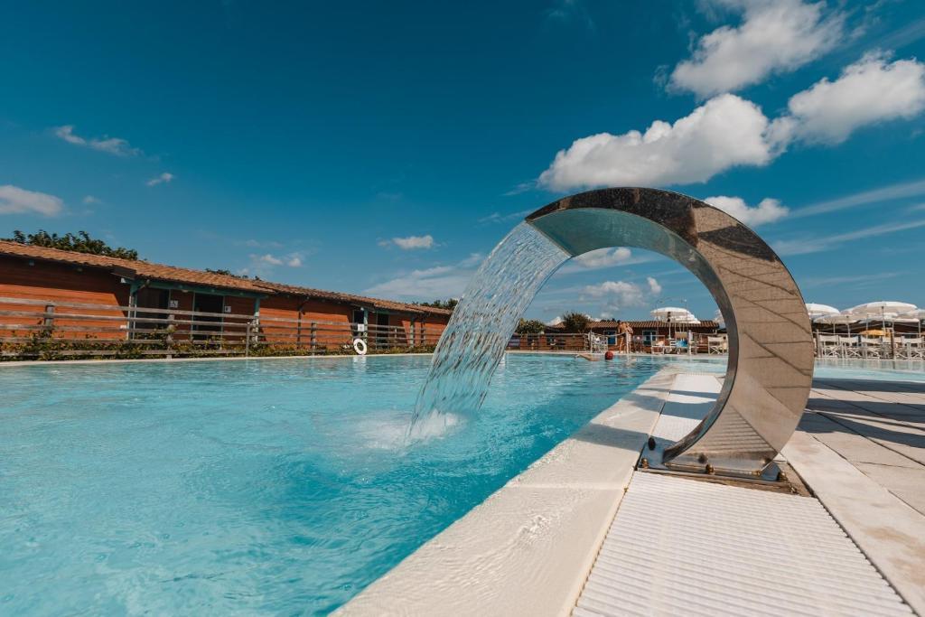 Natural Village Resort Porto Potenza Picena Ngoại thất bức ảnh